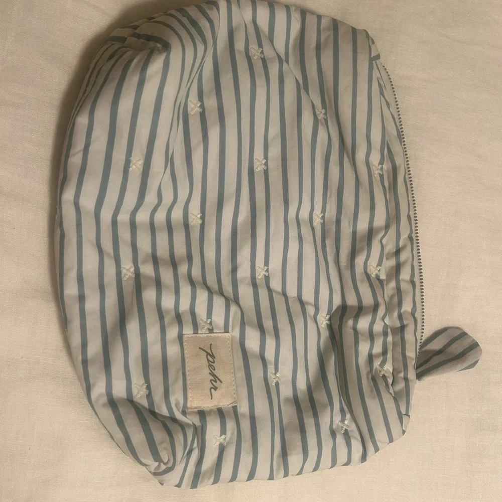 Pehr On The Go Pouch in Stripes Away Deep Sea - Picture 3 of 4